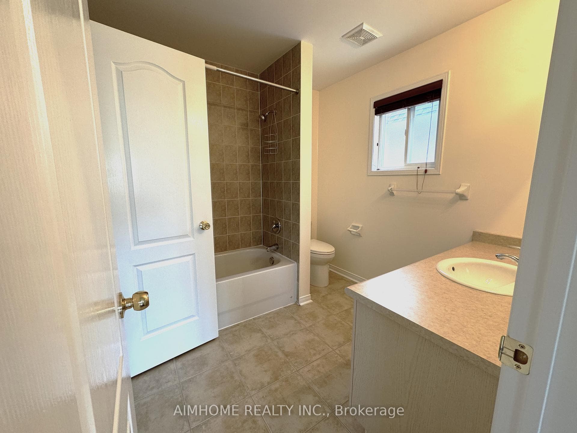 53 Dovetail Drive photo 16