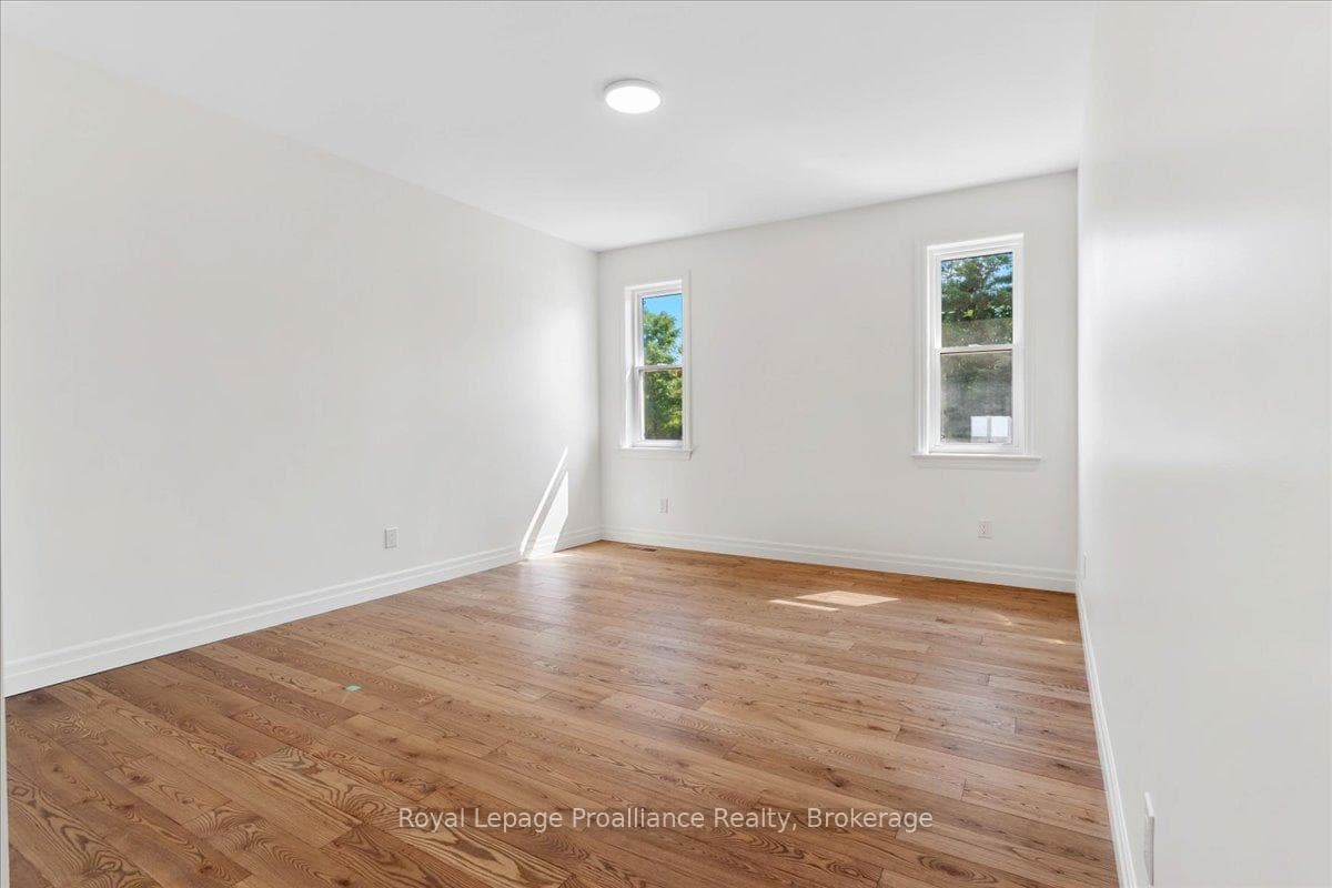 163 Pomeroy Avenue photo 25