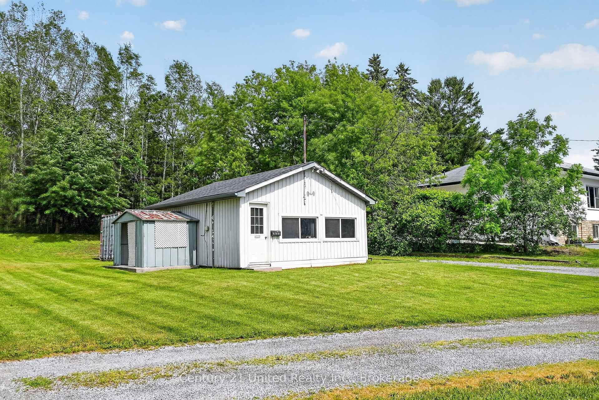 670 William Street photo 25