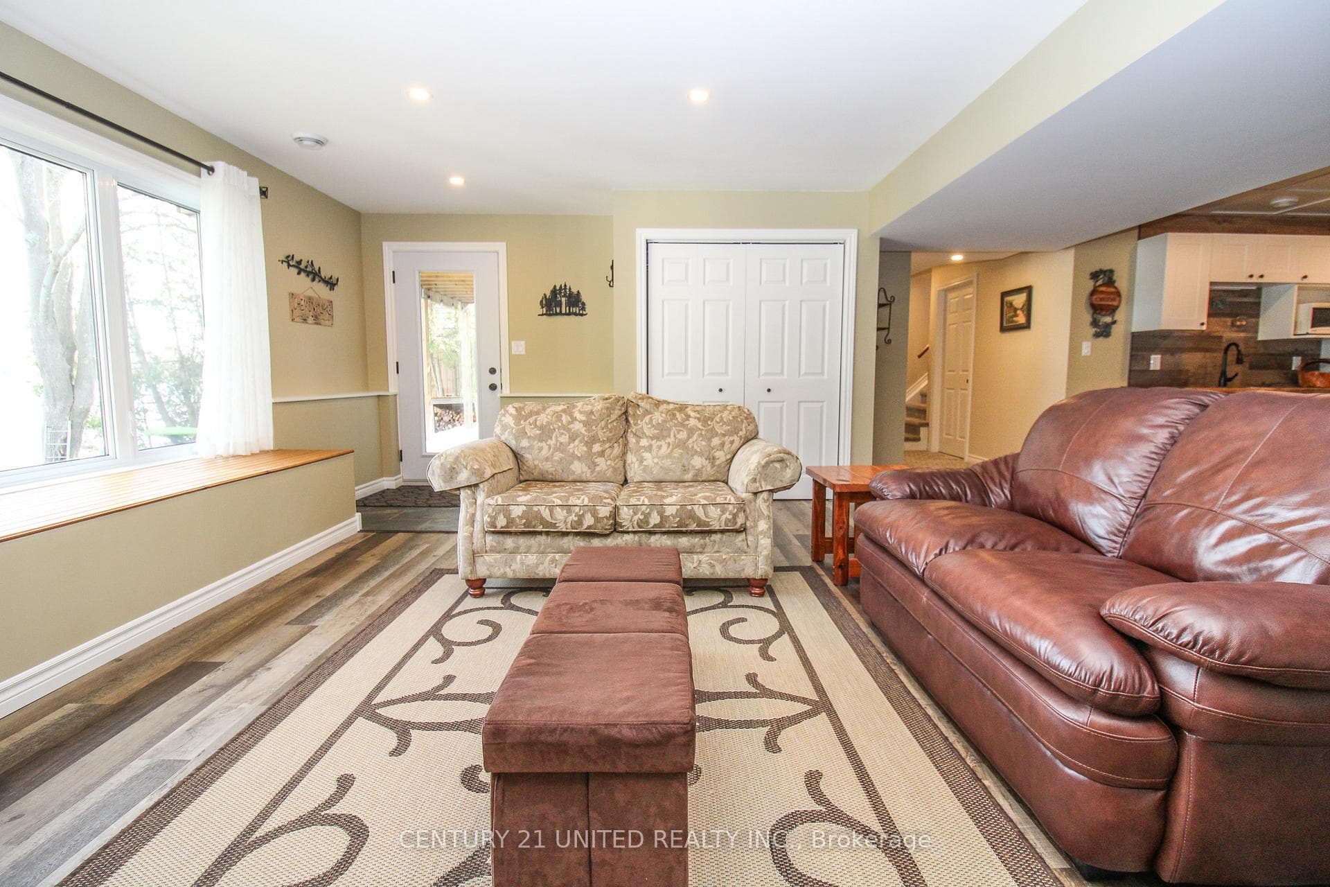 47 Darling Drive photo 29