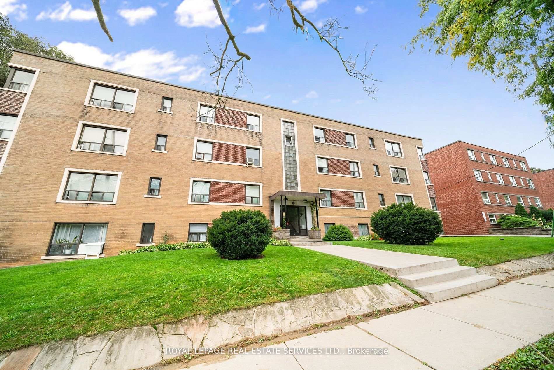 308 The Kingsway N/A Unit 110 photo 1