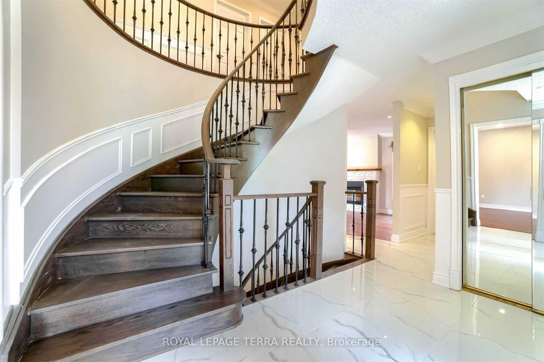 4 Garbutt Crescent photo 13