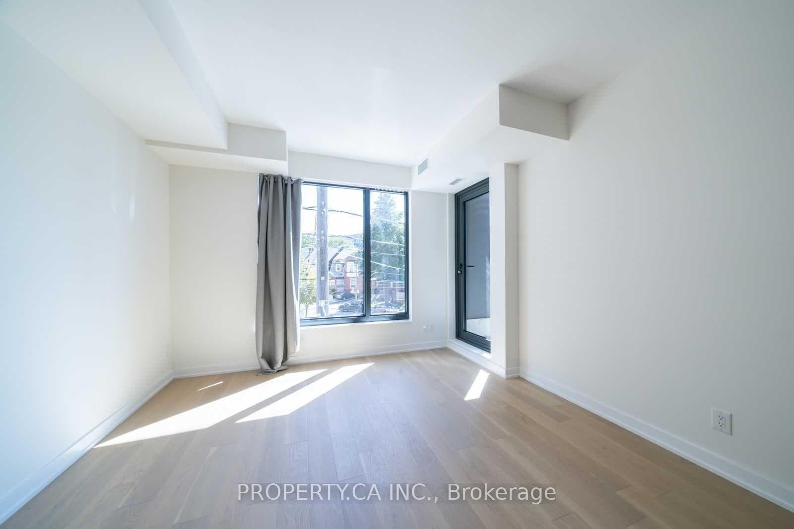 430 Roncesvalles Avenue Unit 205 photo 4