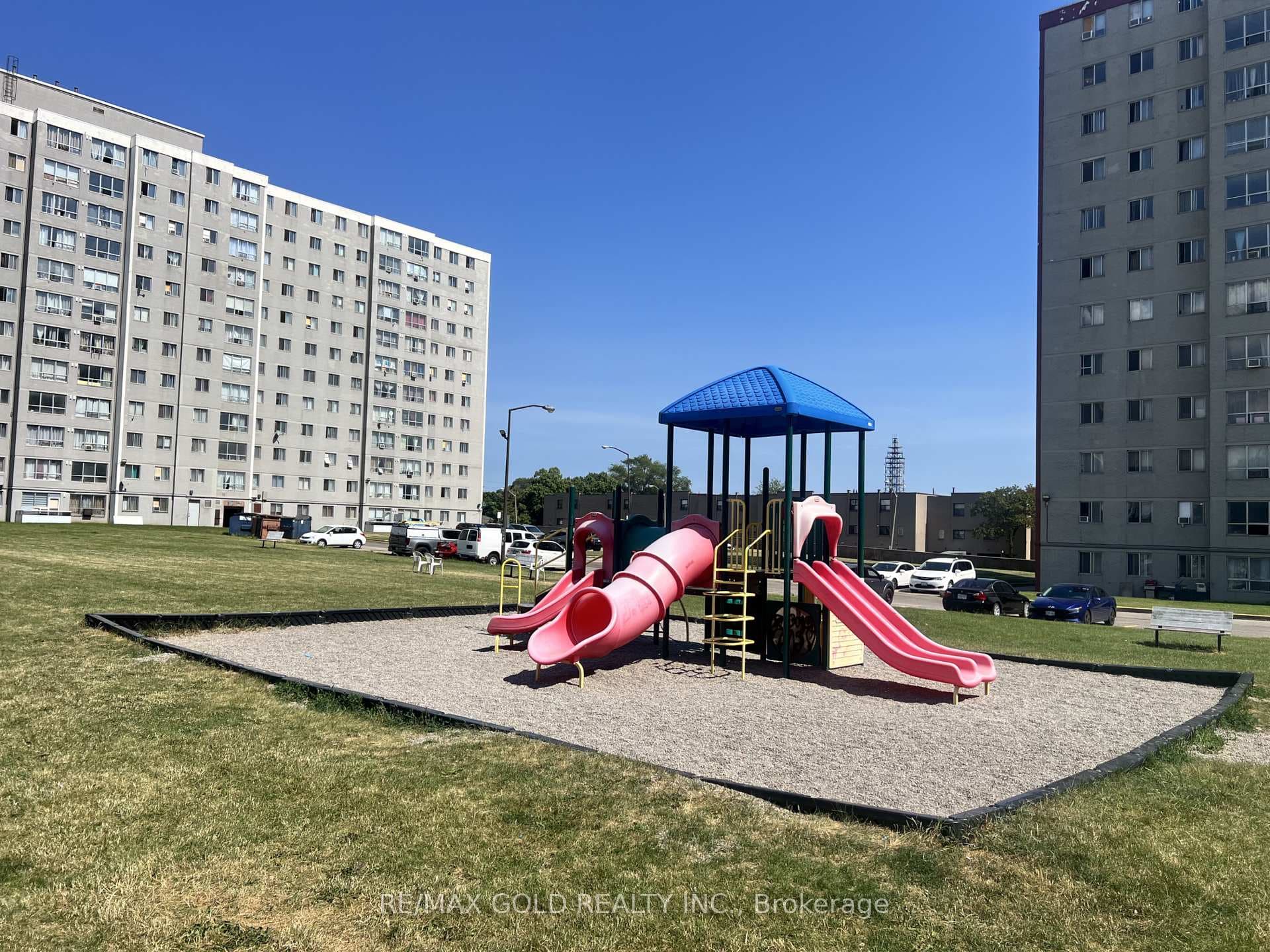 50 Lotherton Parkway Unit 814 photo 17