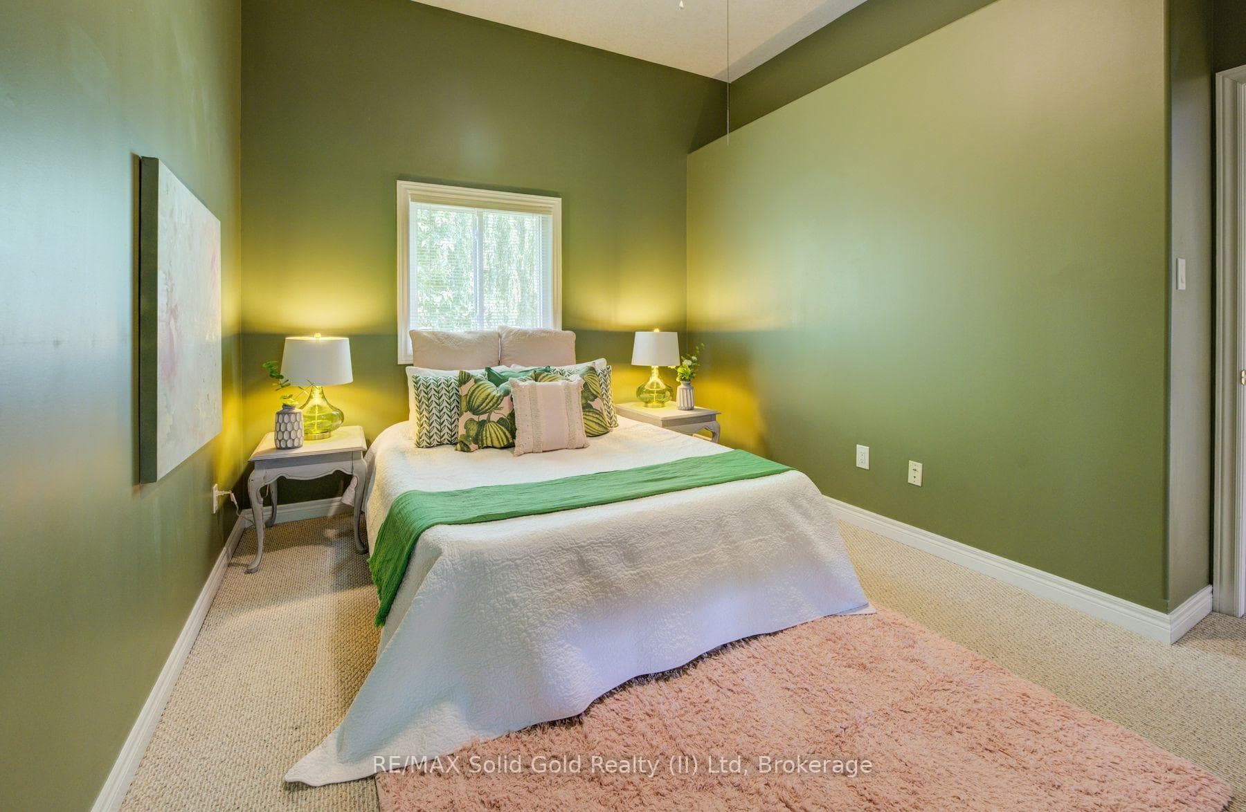 Prinary Bedroom - upper unit