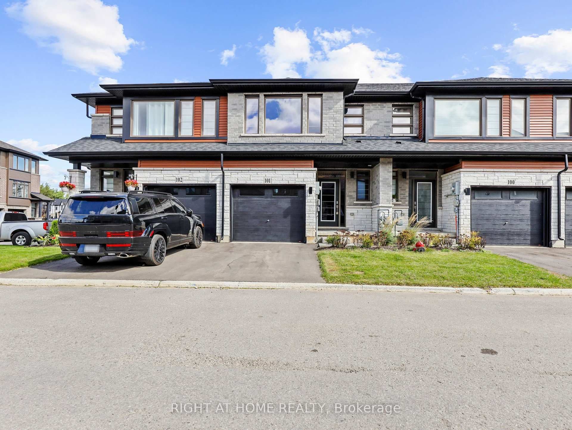 120 Court Drive Unit 101 photo 2