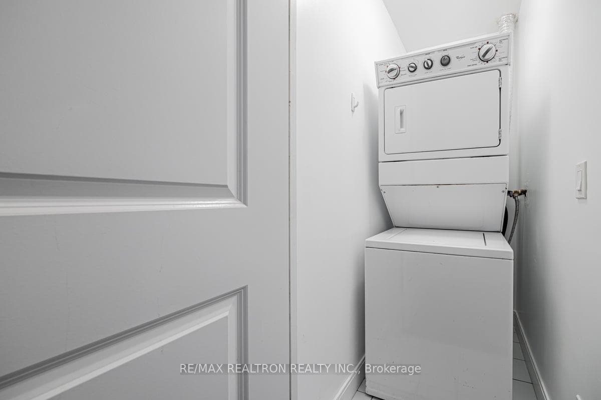 Ensuite stacked washer/dryer