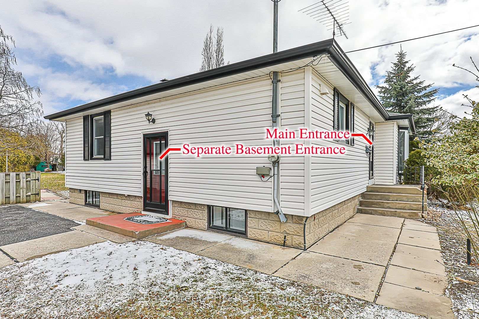 19 Herbert Avenue photo 25