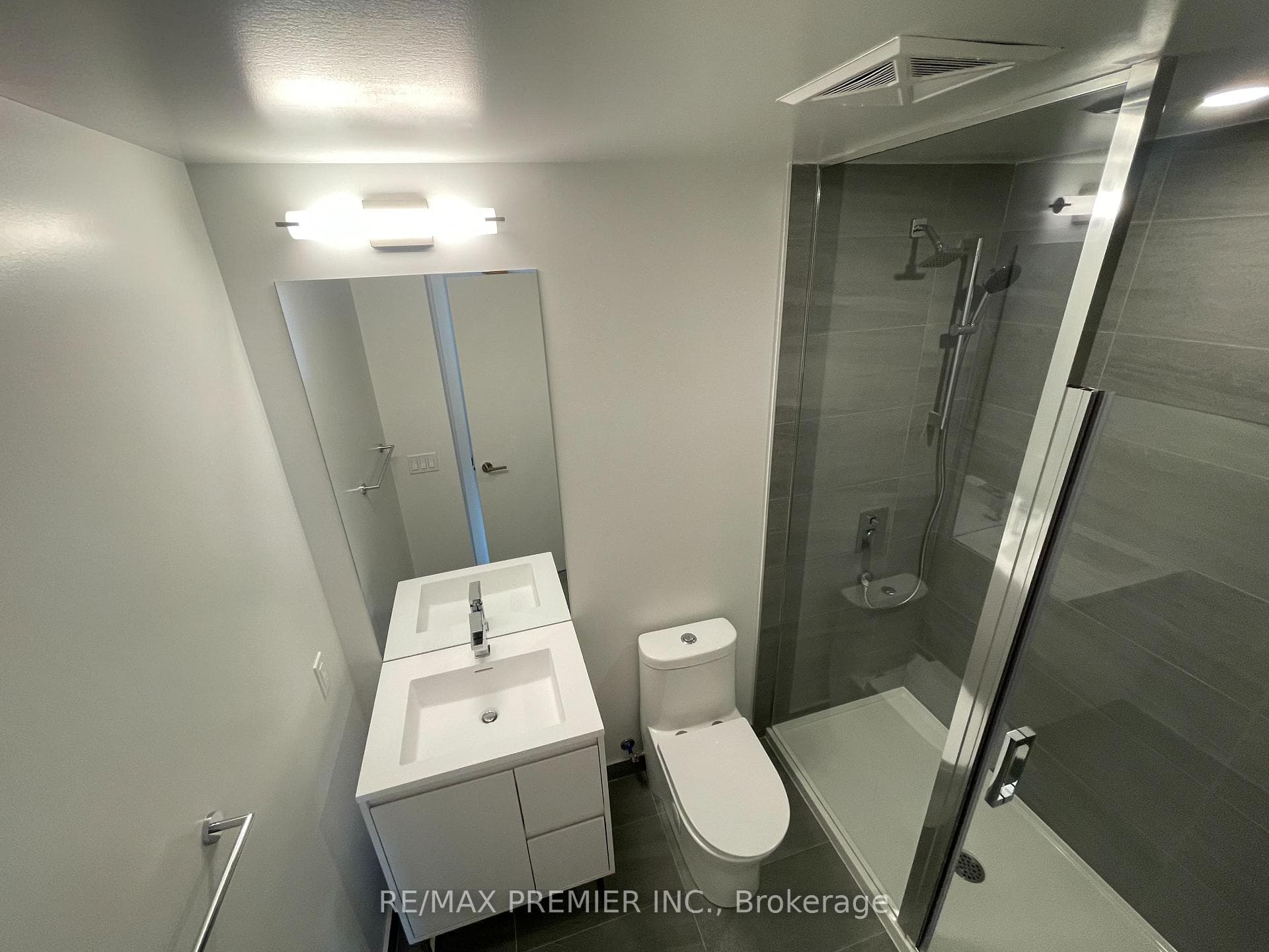 1 Quarrington Lane Unit 1501 photo 11