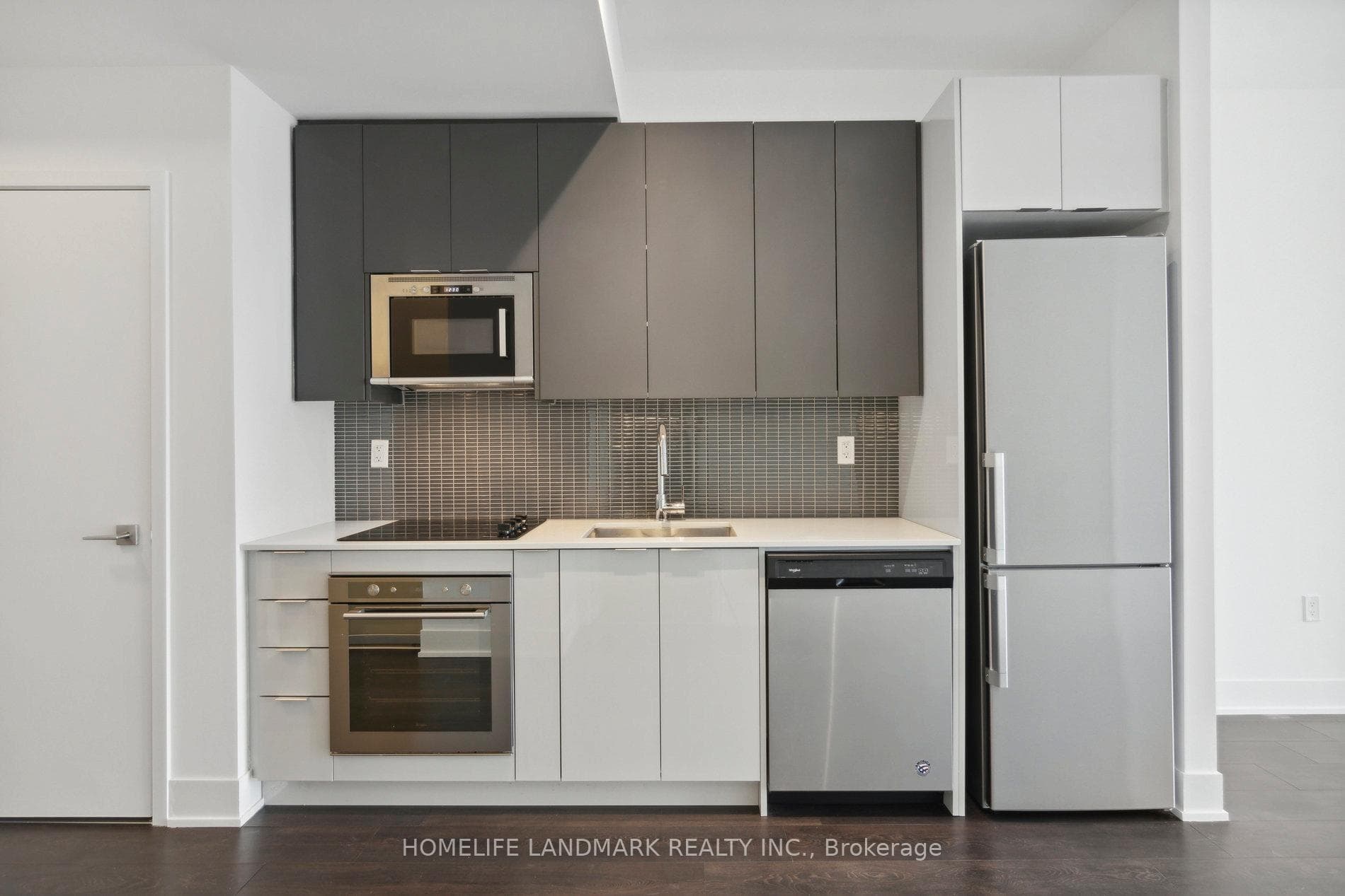 2916 HWY 7 Road Unit 1106 photo 12