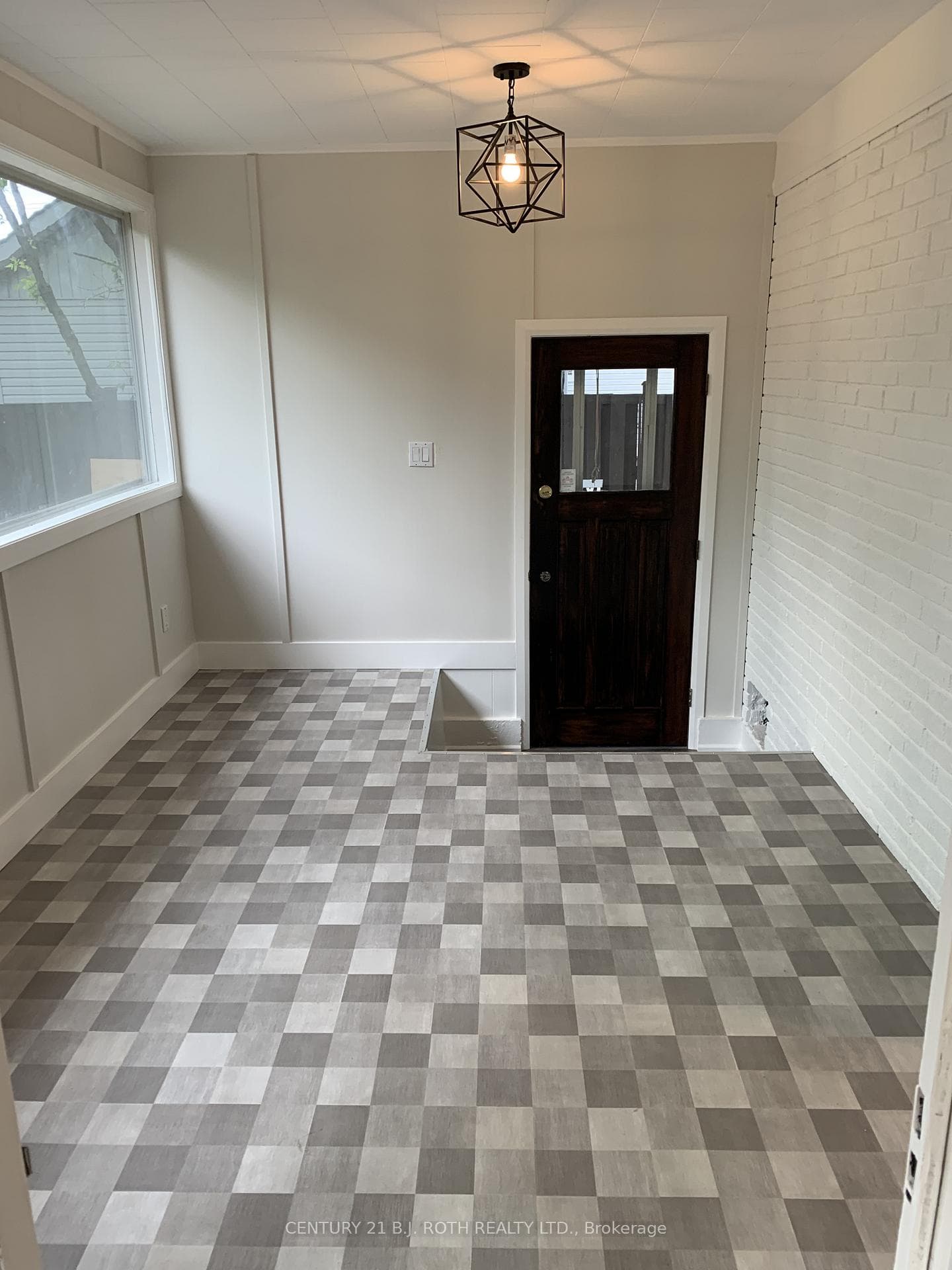 mud room