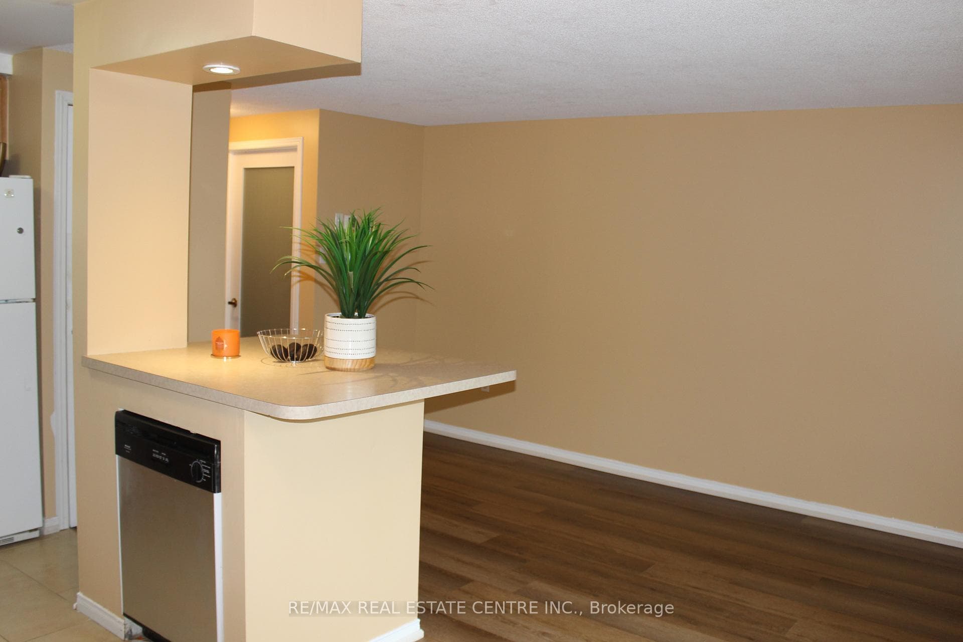 66 RODGERS Road Unit 41 photo 8