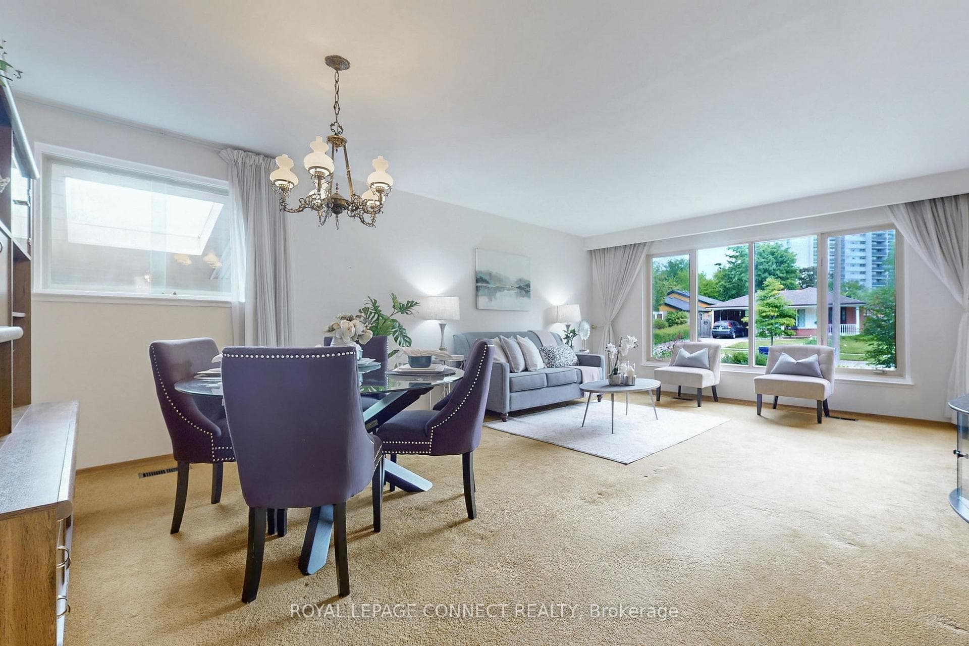 52 Bledlow Manor Drive photo 8