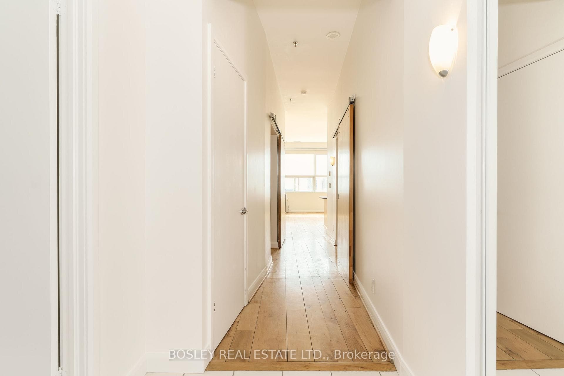 700 King Street Unit 1212 photo 28