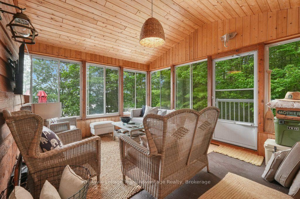 Sun porch