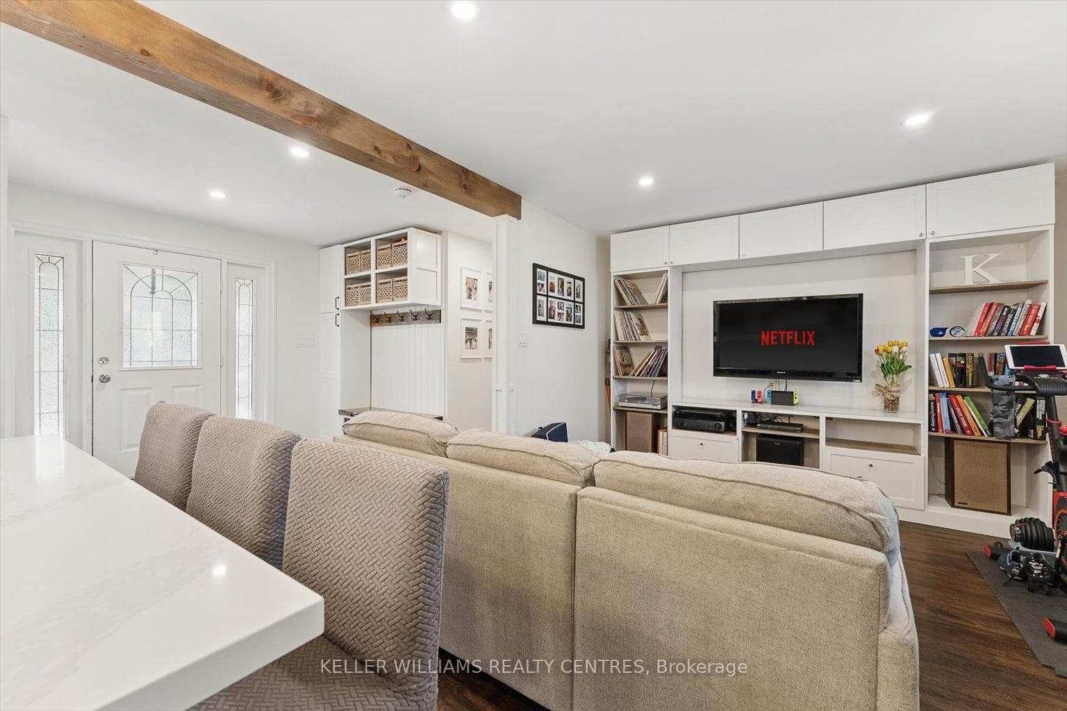 312 Hollywood Drive photo 8