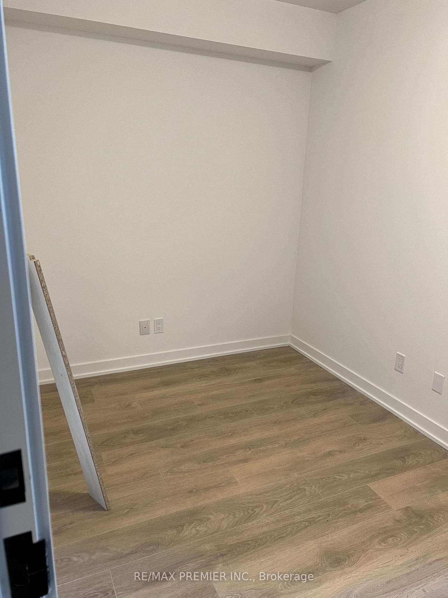 2031 Kennedy Road Unit 2221 photo 4