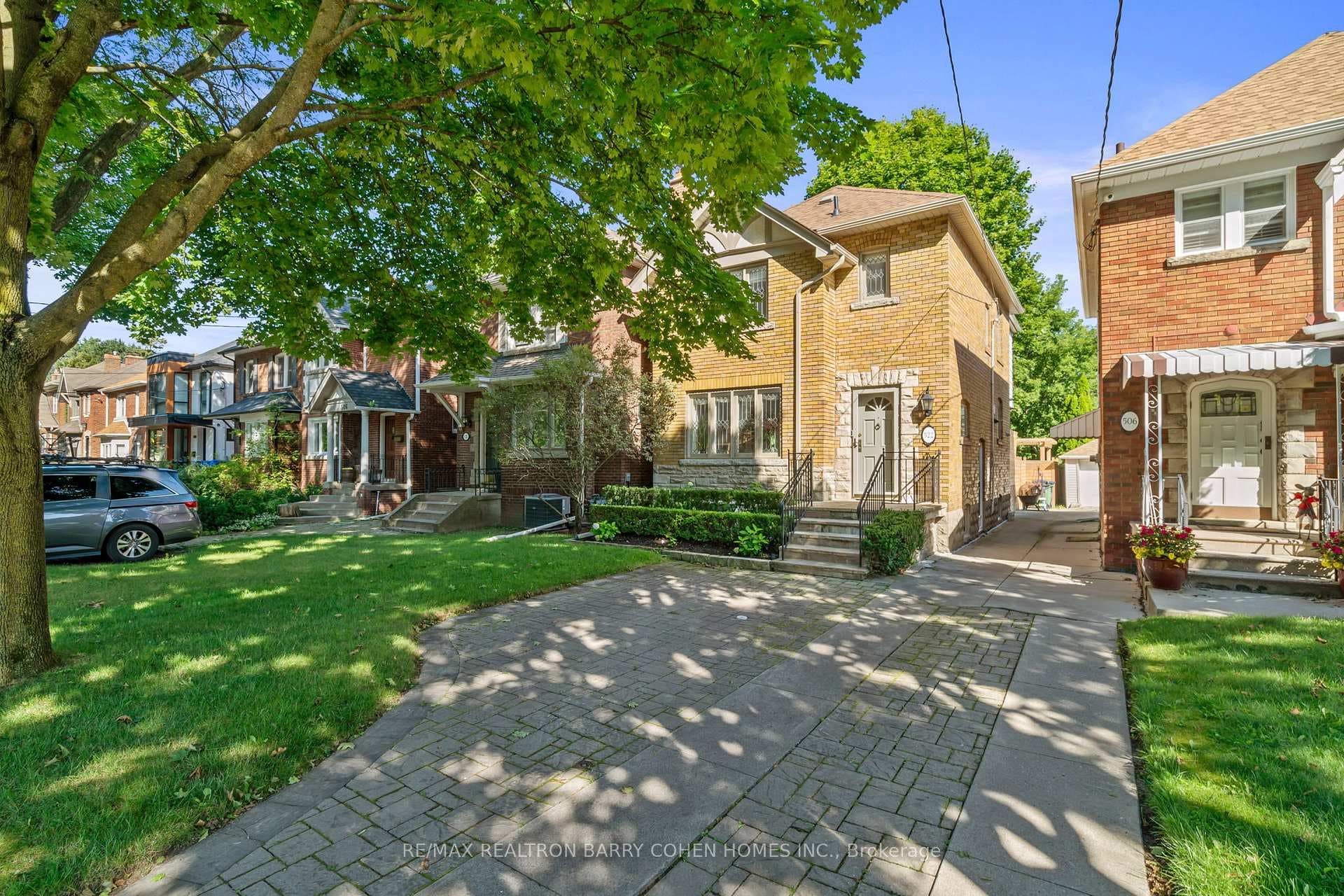 522 Roselawn Avenue photo 2