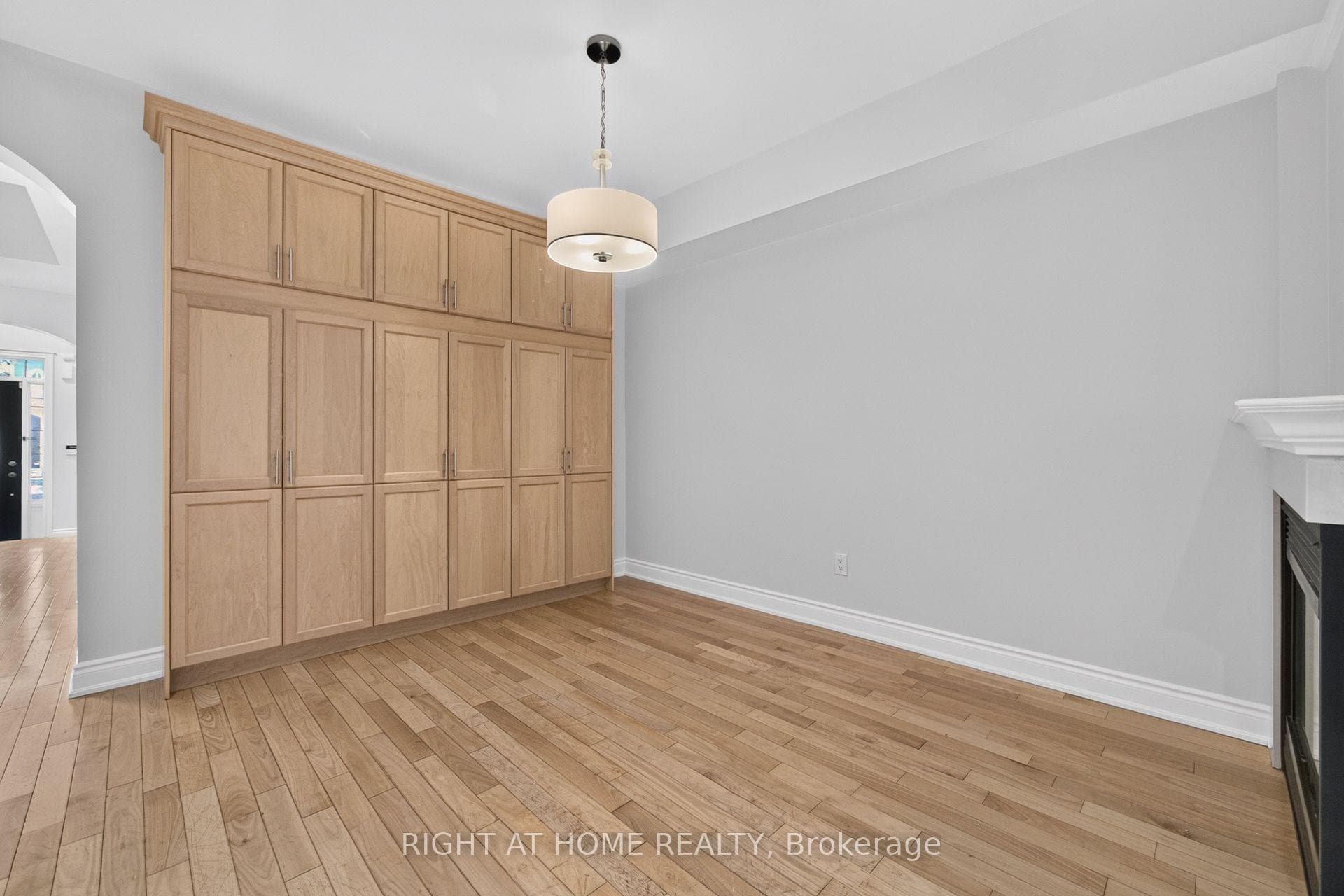 346 Creek Path Avenue photo 16