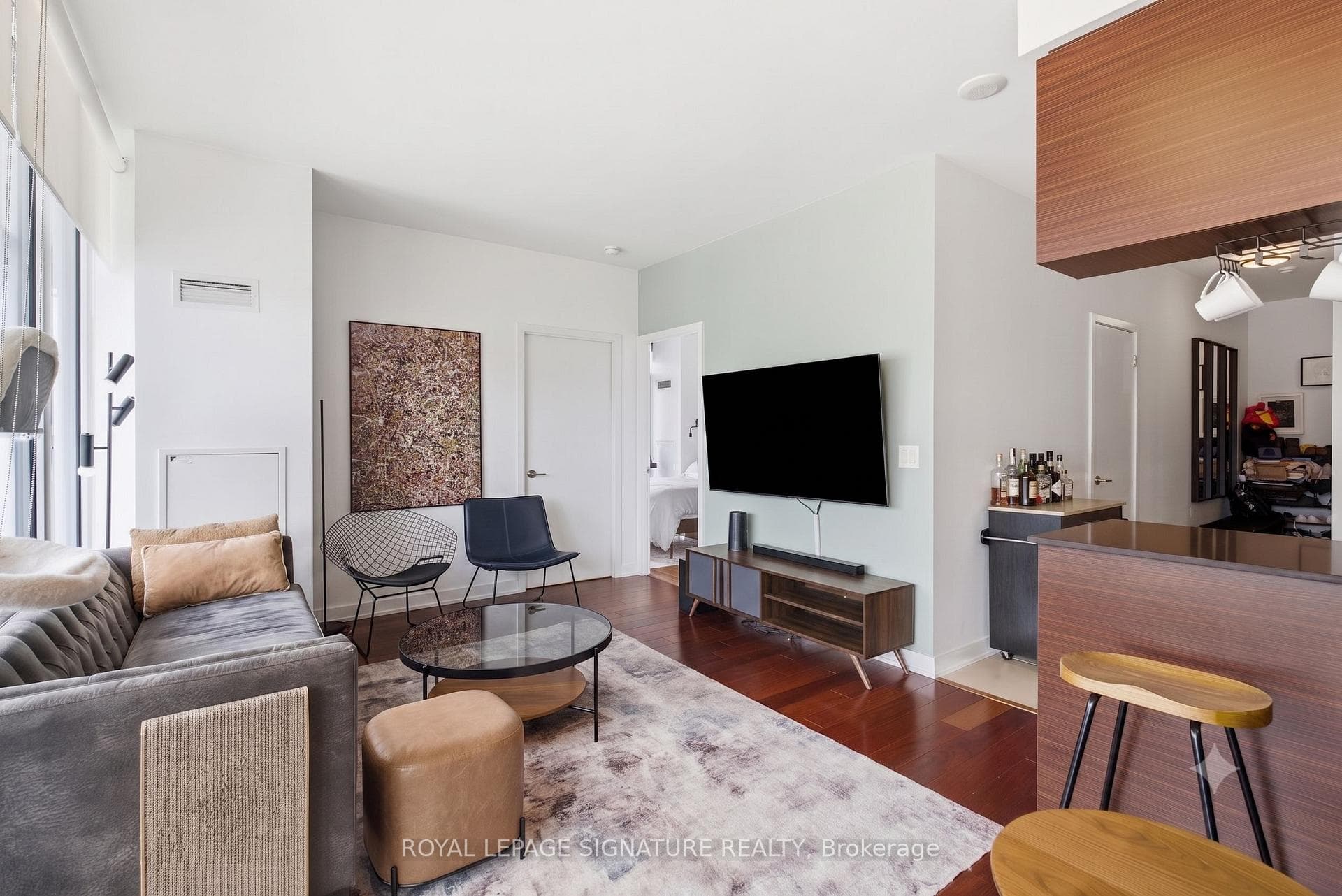 1 Market Street Unit 1504 photo 3