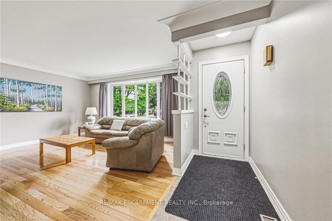 1208 HOMEWOOD Drive photo 6