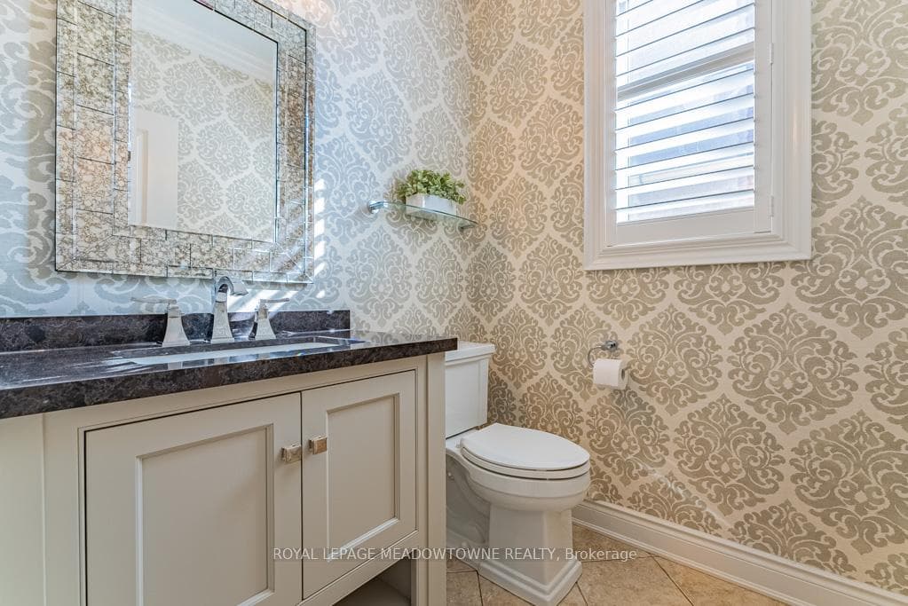 313 Peregrine Way photo 18