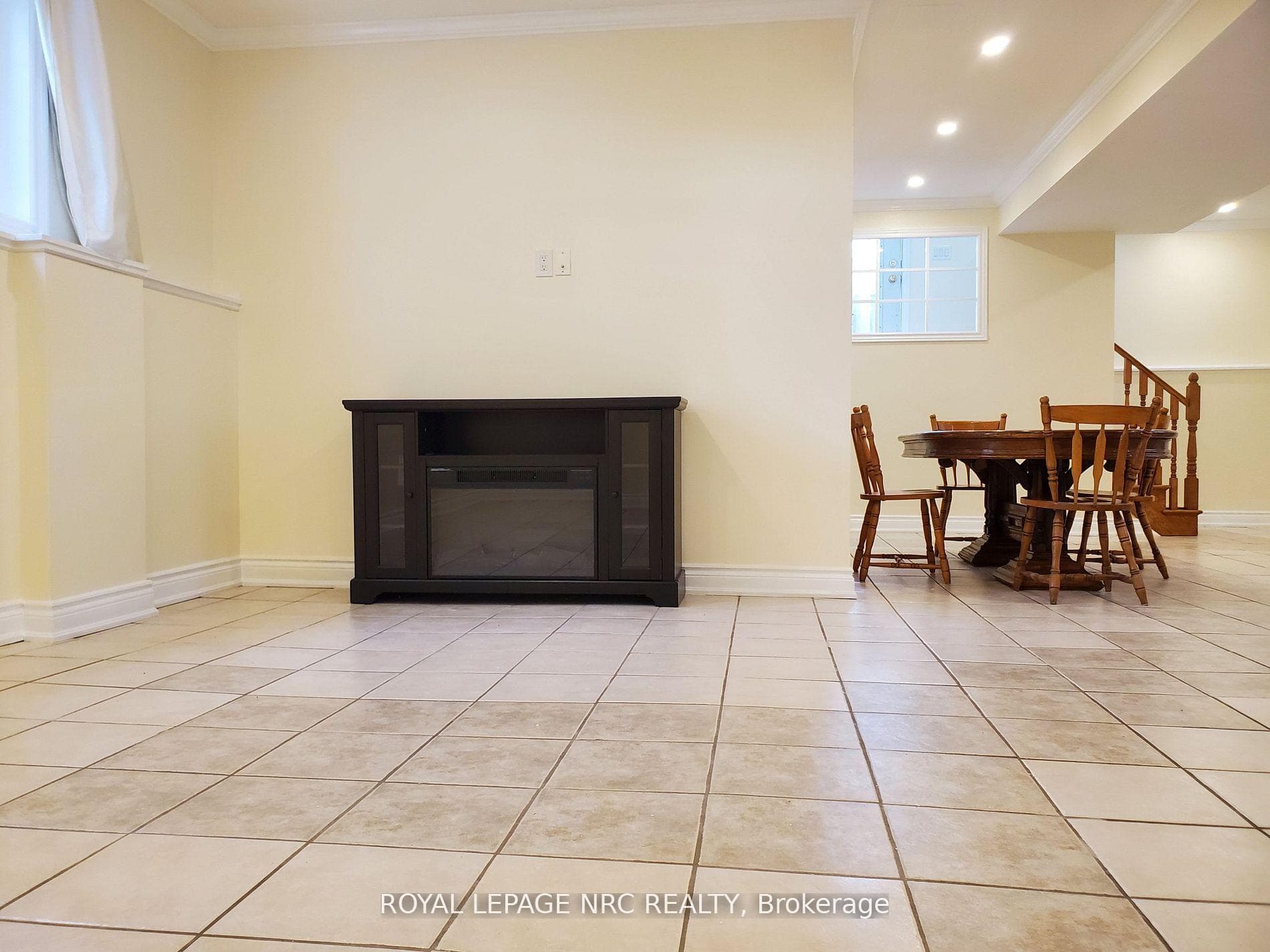 4725 BELFAST Avenue photo 3