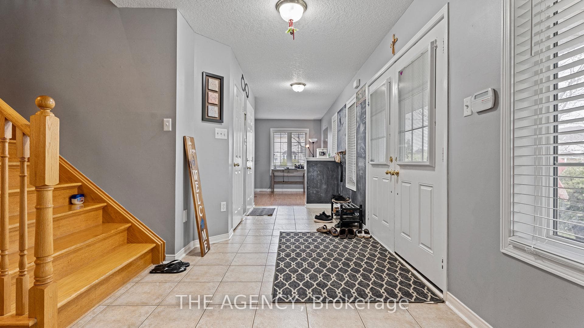 74 Duncan Avenue photo 5
