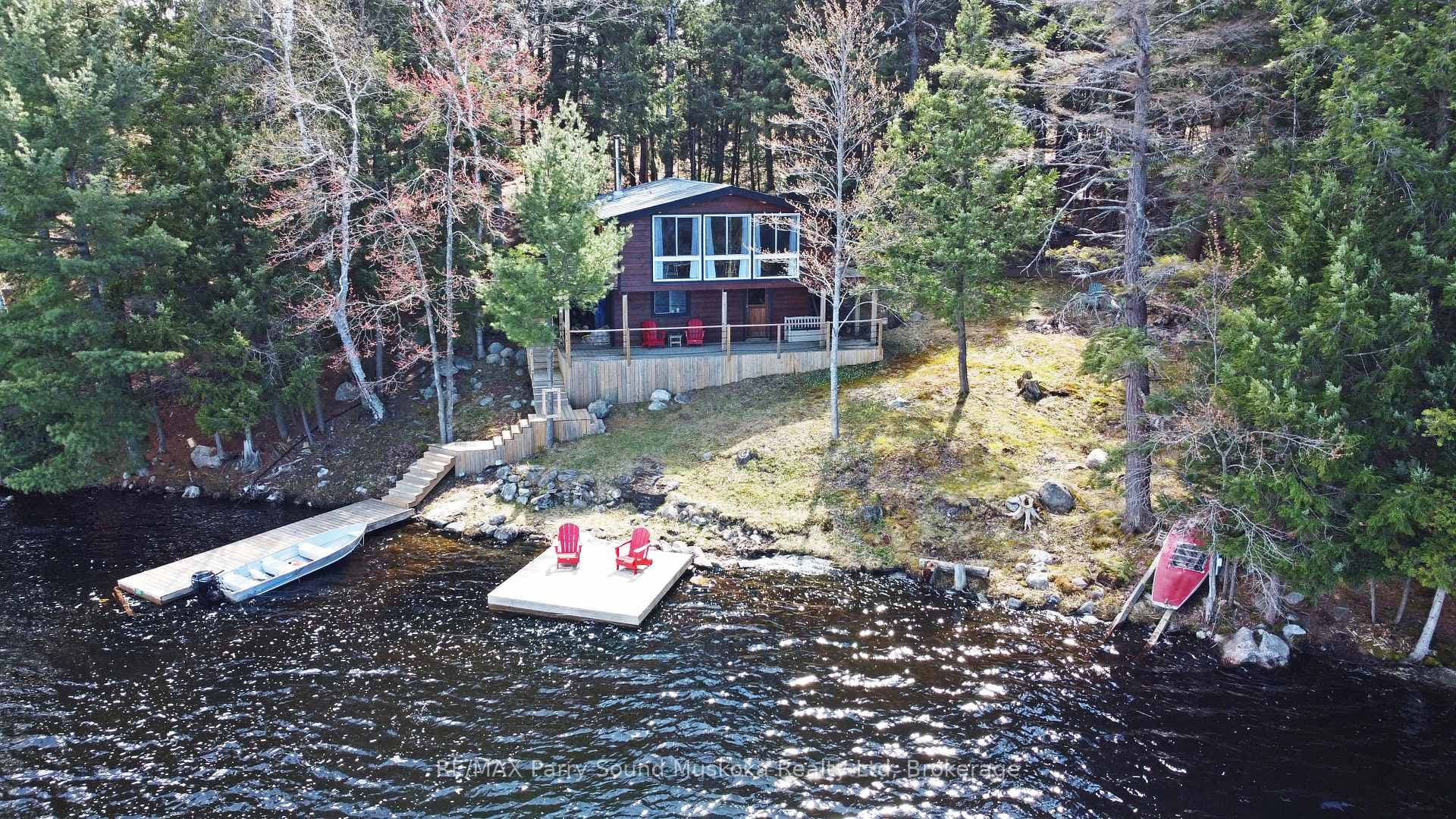 Healey Lake Waterfront Gem!