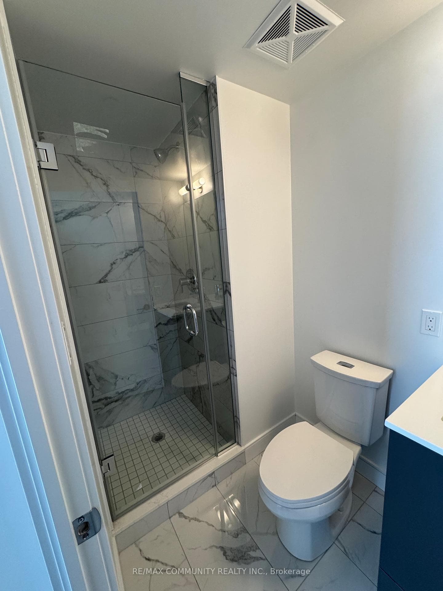 1350 Ellesmere Road Unit 603 photo 6