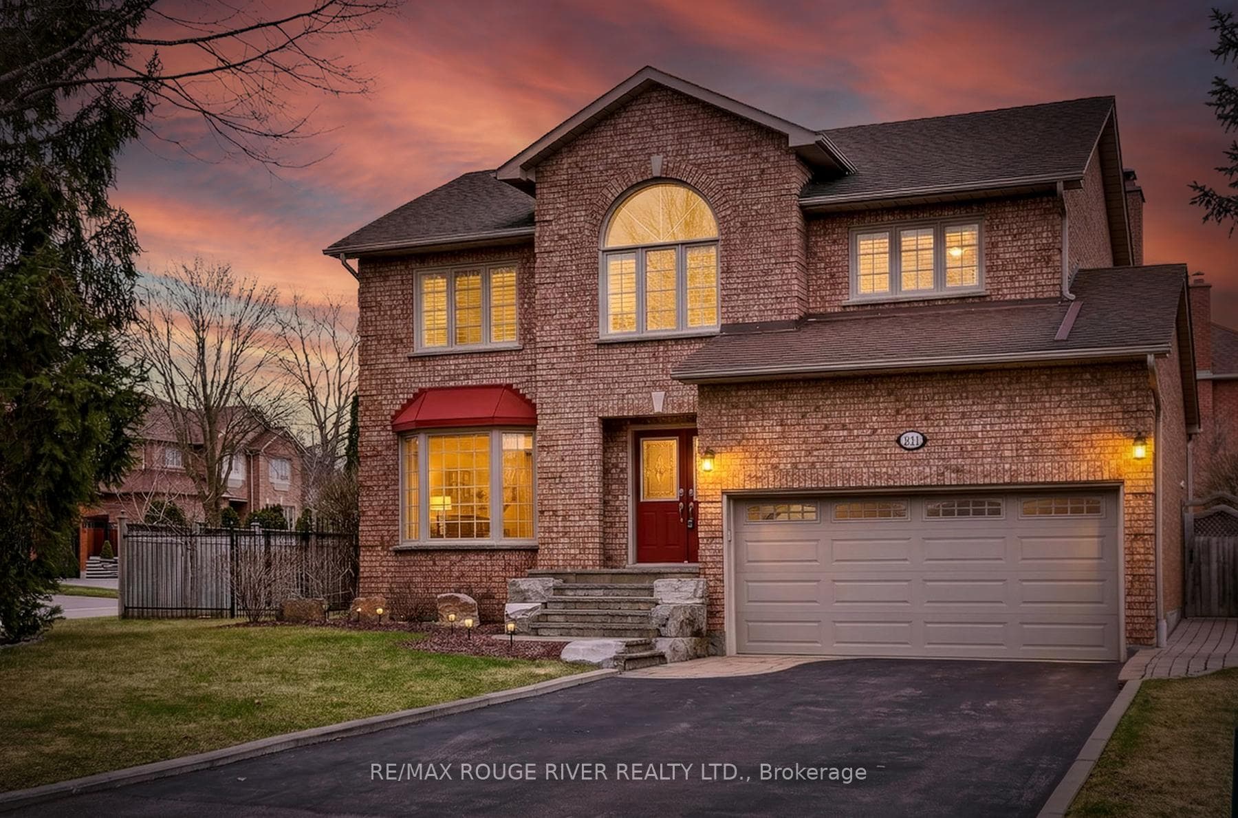 60 Emmett Place photo 1