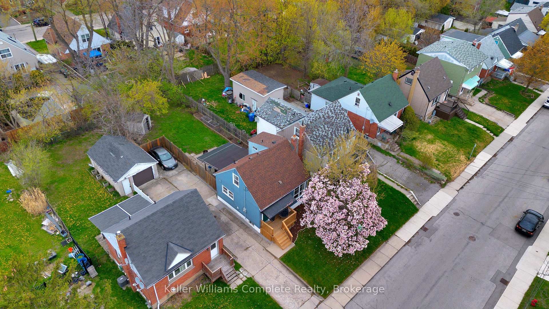 302 East 22nd Street photo 21