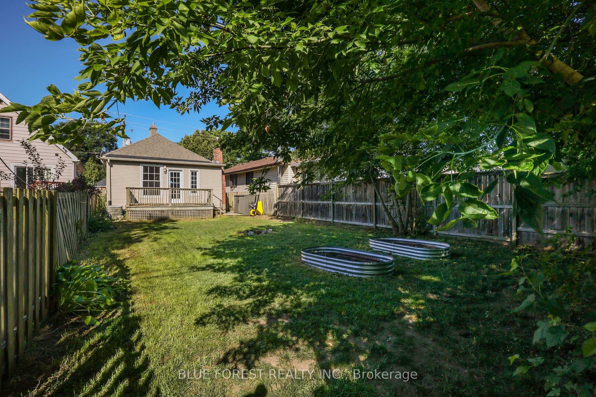 764 Curry Street photo 26