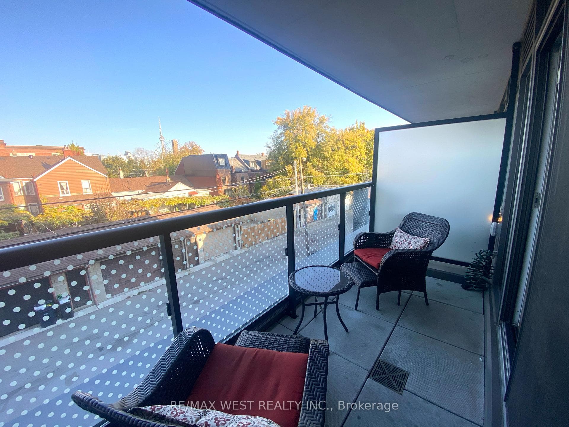109 Ossington Avenue Unit 219 photo 19