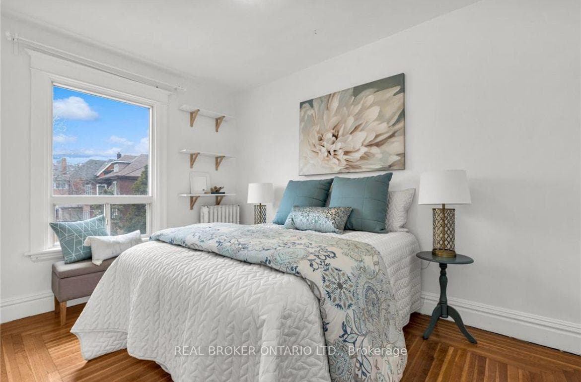 2nd floor bedroom