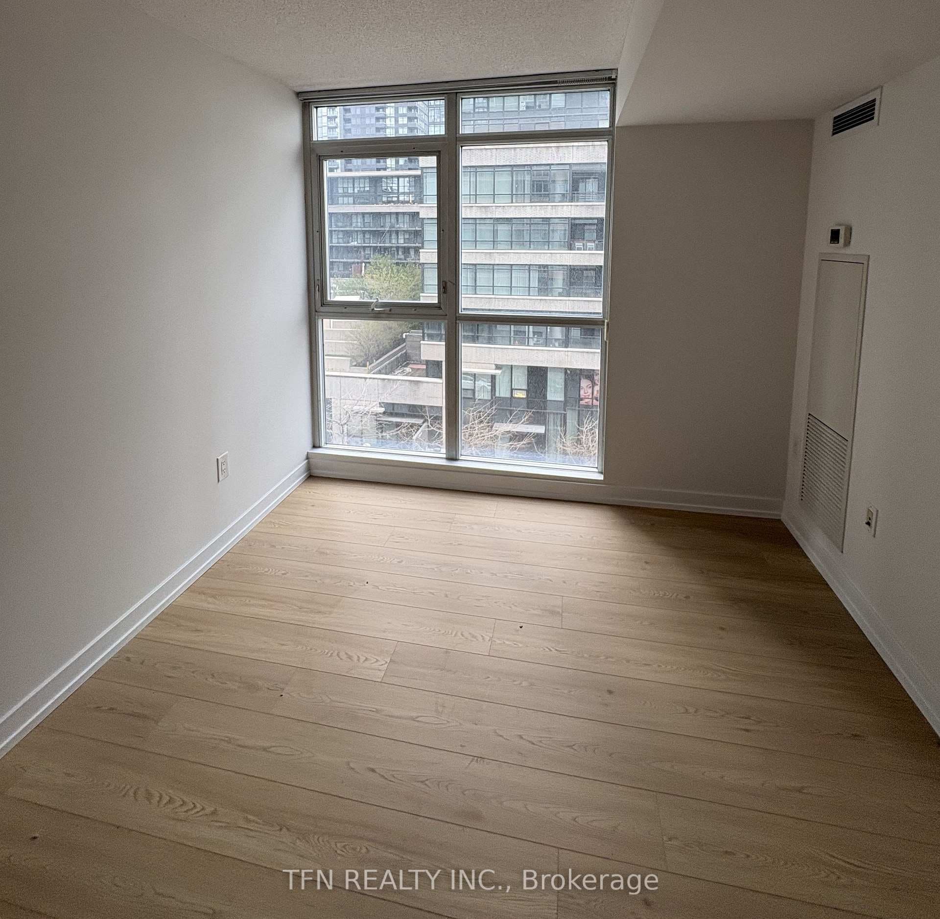 10 Capreol Court Unit 605 photo 10