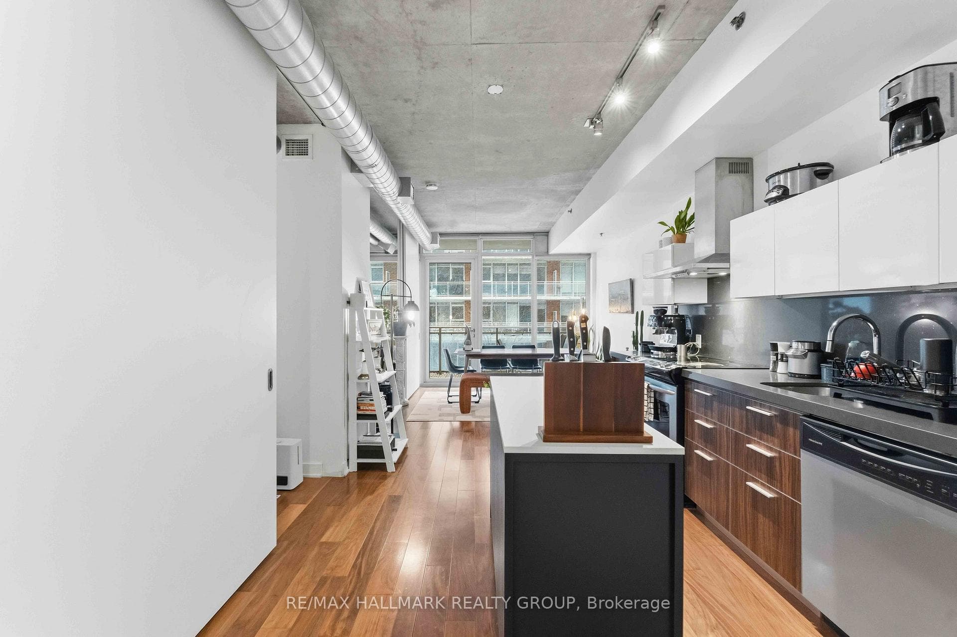 360 McLeod Street Unit 313 photo 8