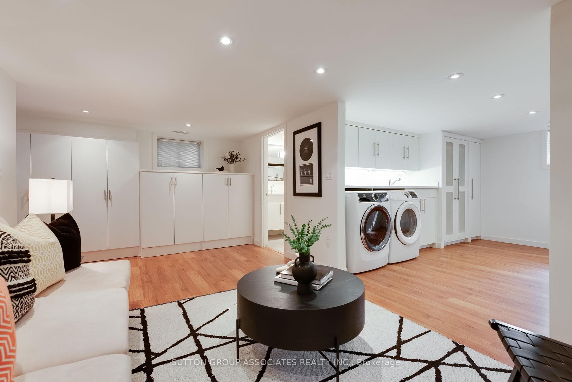 131 Pinewood Avenue photo 35