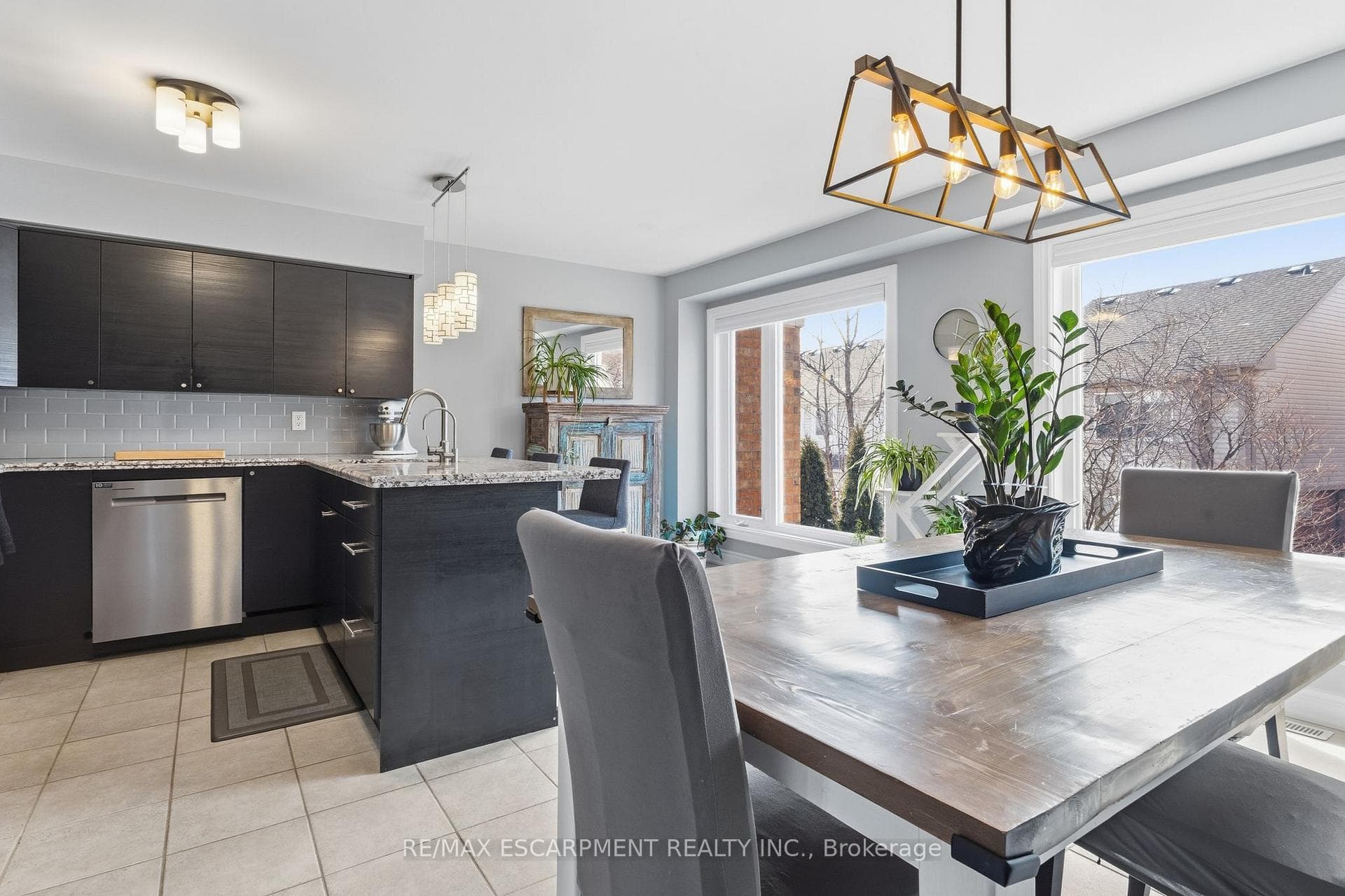 5123 DRYDEN Avenue photo 11