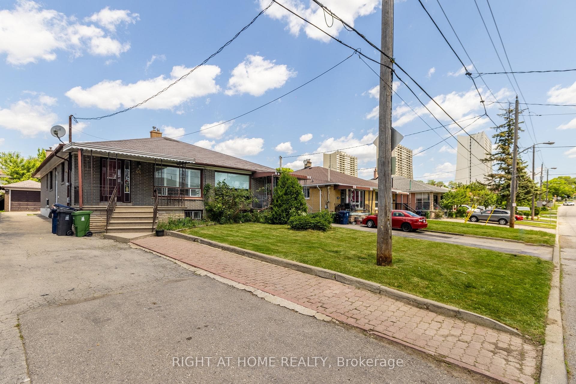 44 Chalkfarm Drive photo 1