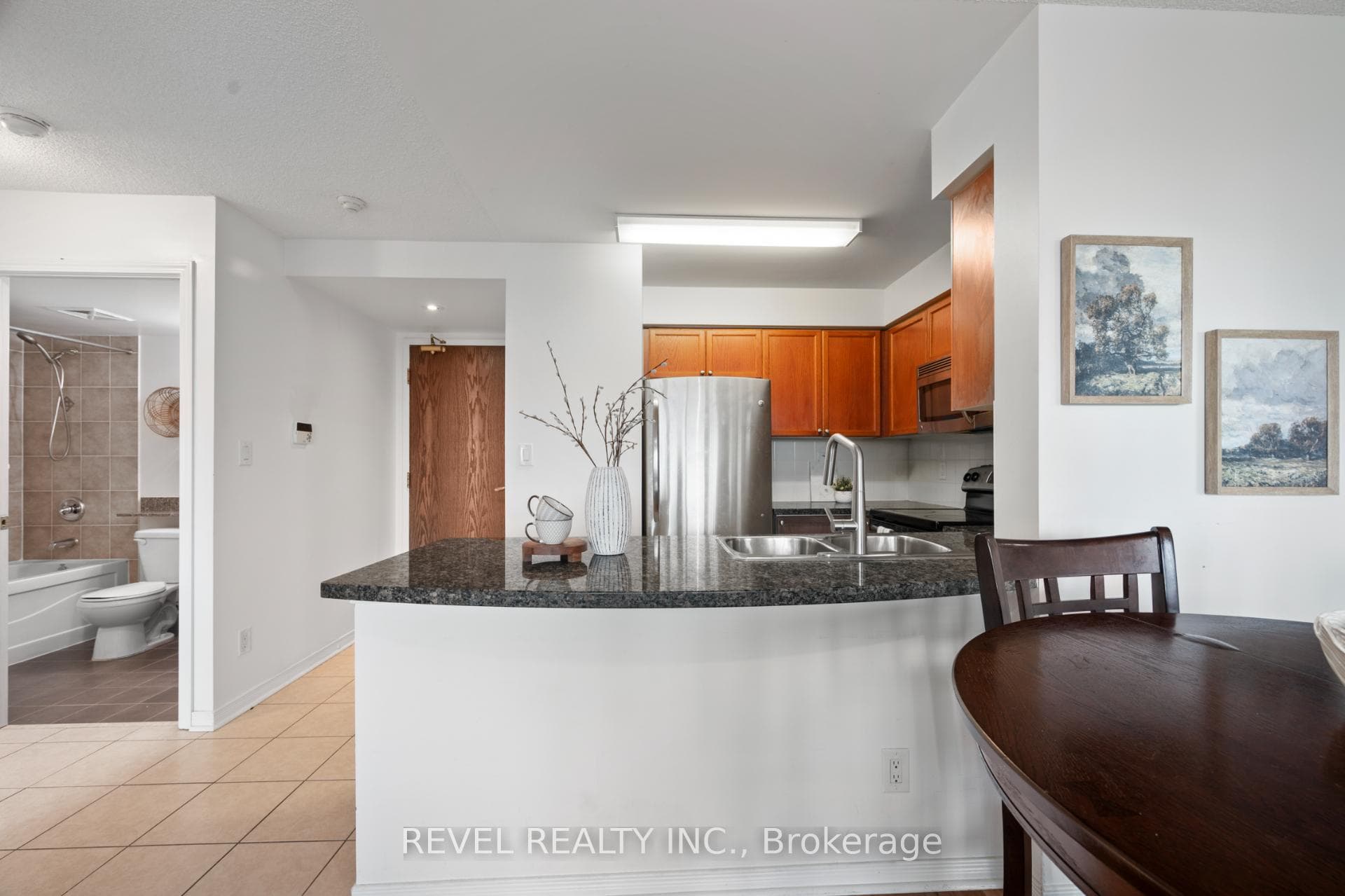4850 Glen Erin Drive Unit 1005 photo 5