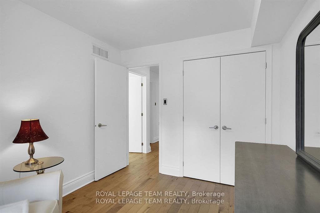 400 Berkley Avenue photo 28