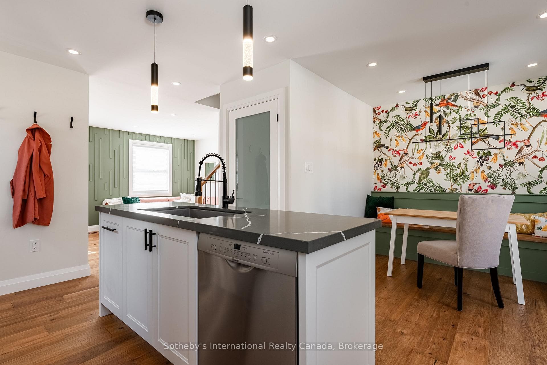 26 Glen Eden Court photo 7