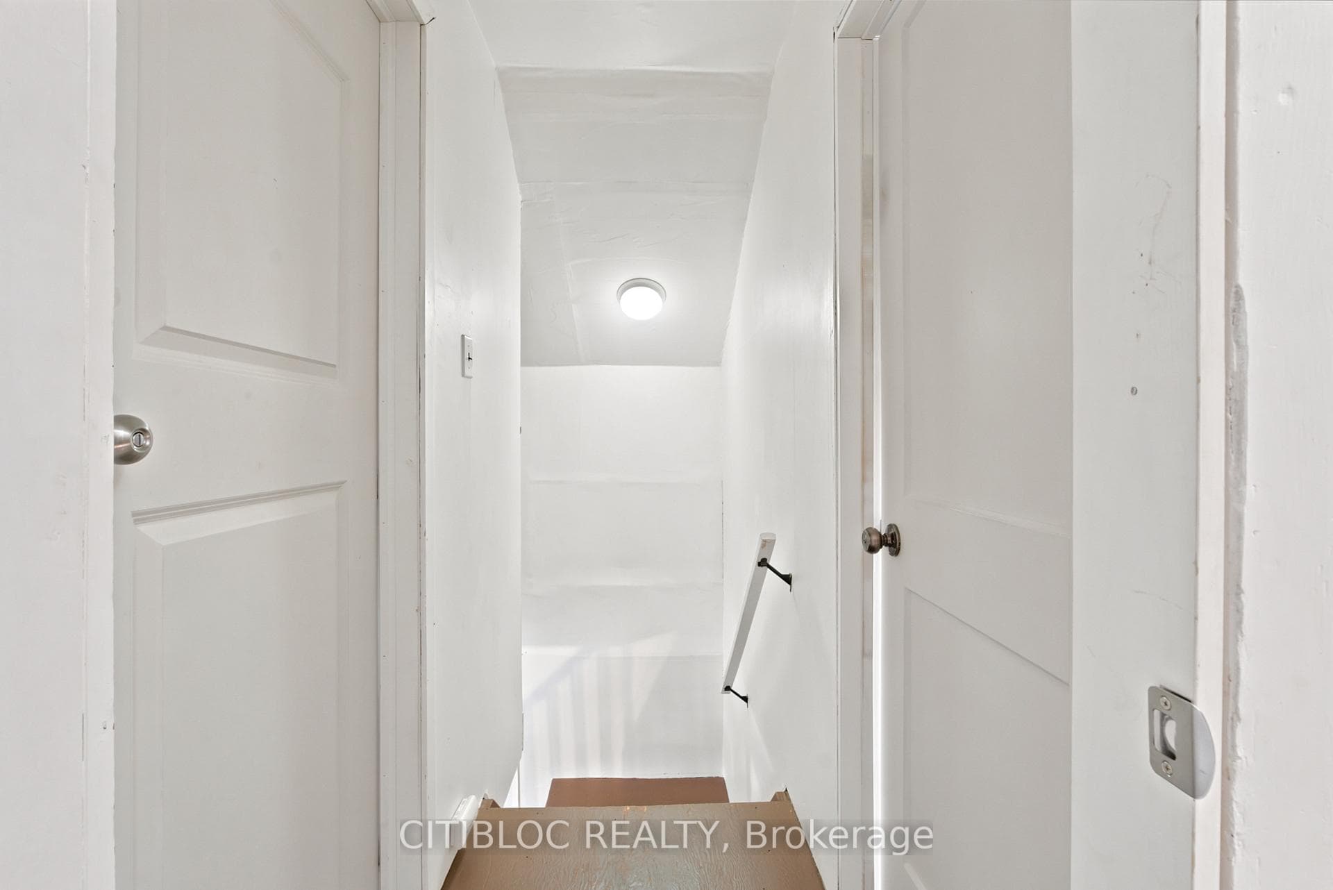 147 Turner Avenue photo 20