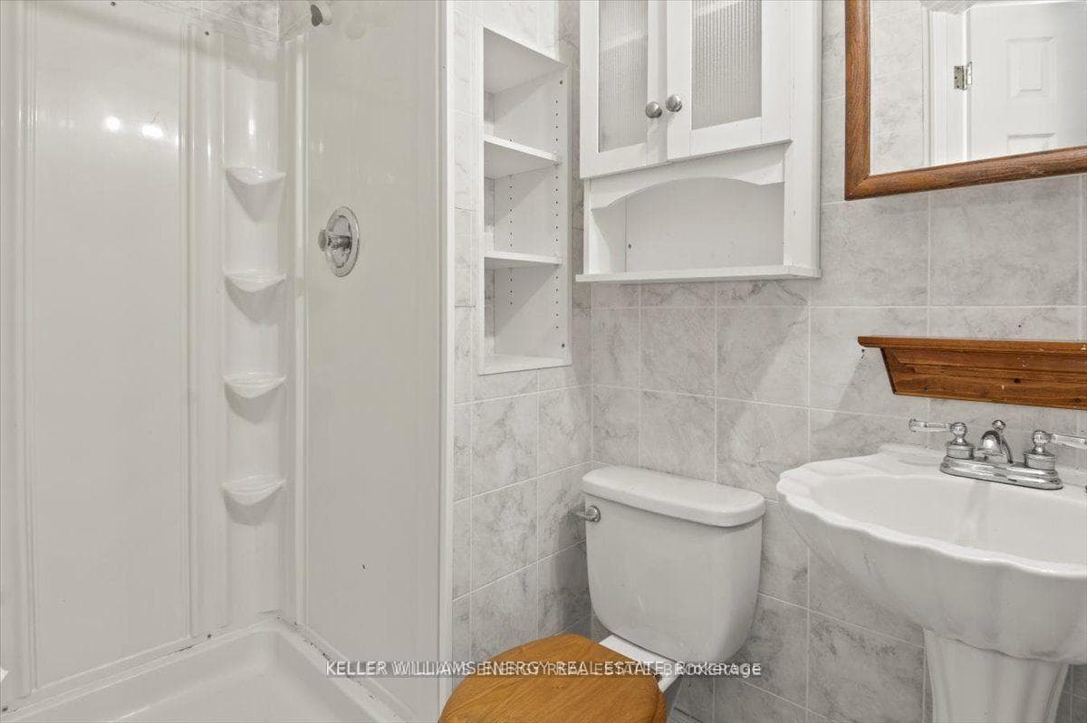20 Colborne Street Unit 2 photo 11