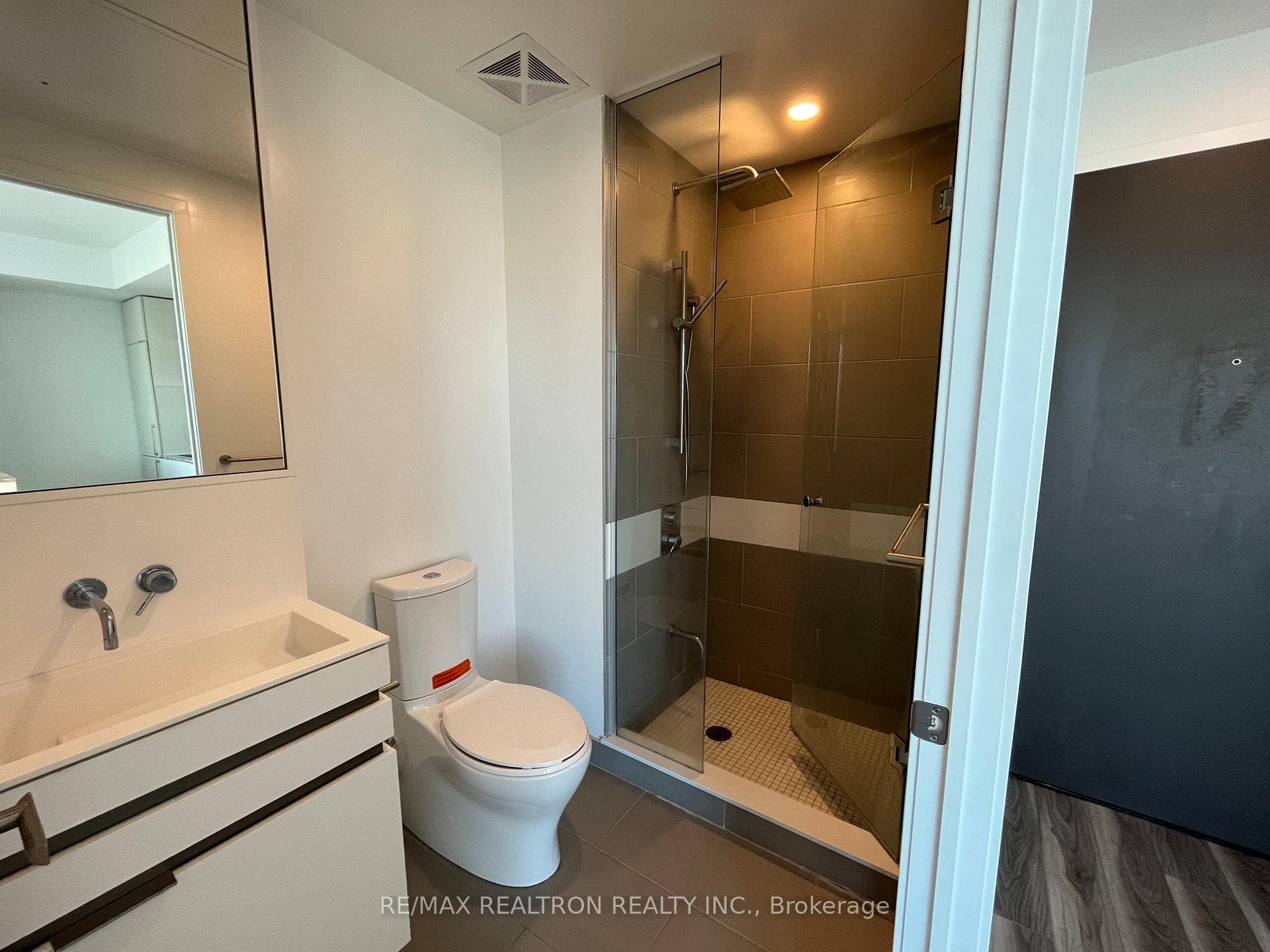 197 Yonge Street Unit 3113 photo 16