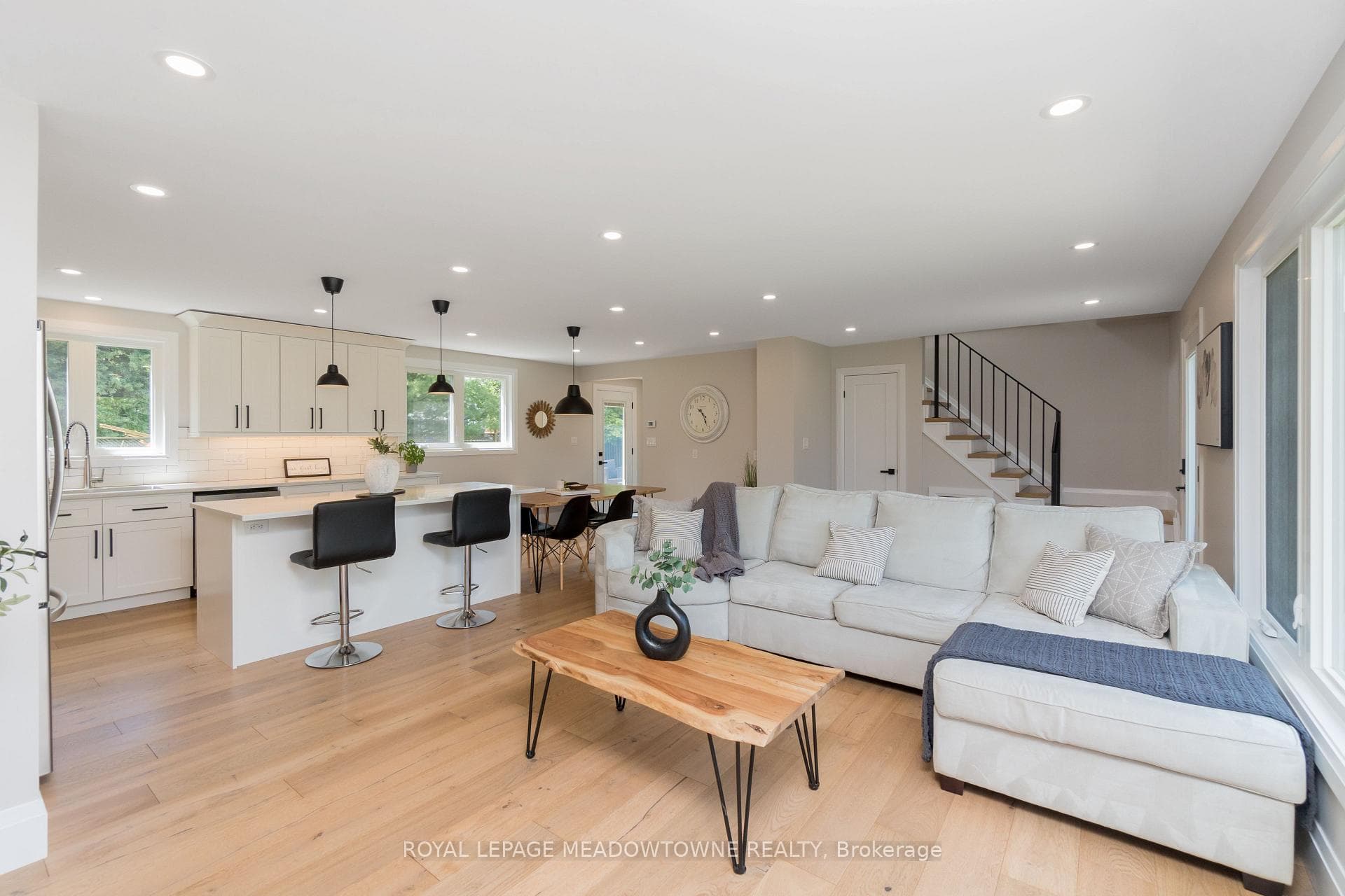 255 Mcdonald Boulevard photo 14
