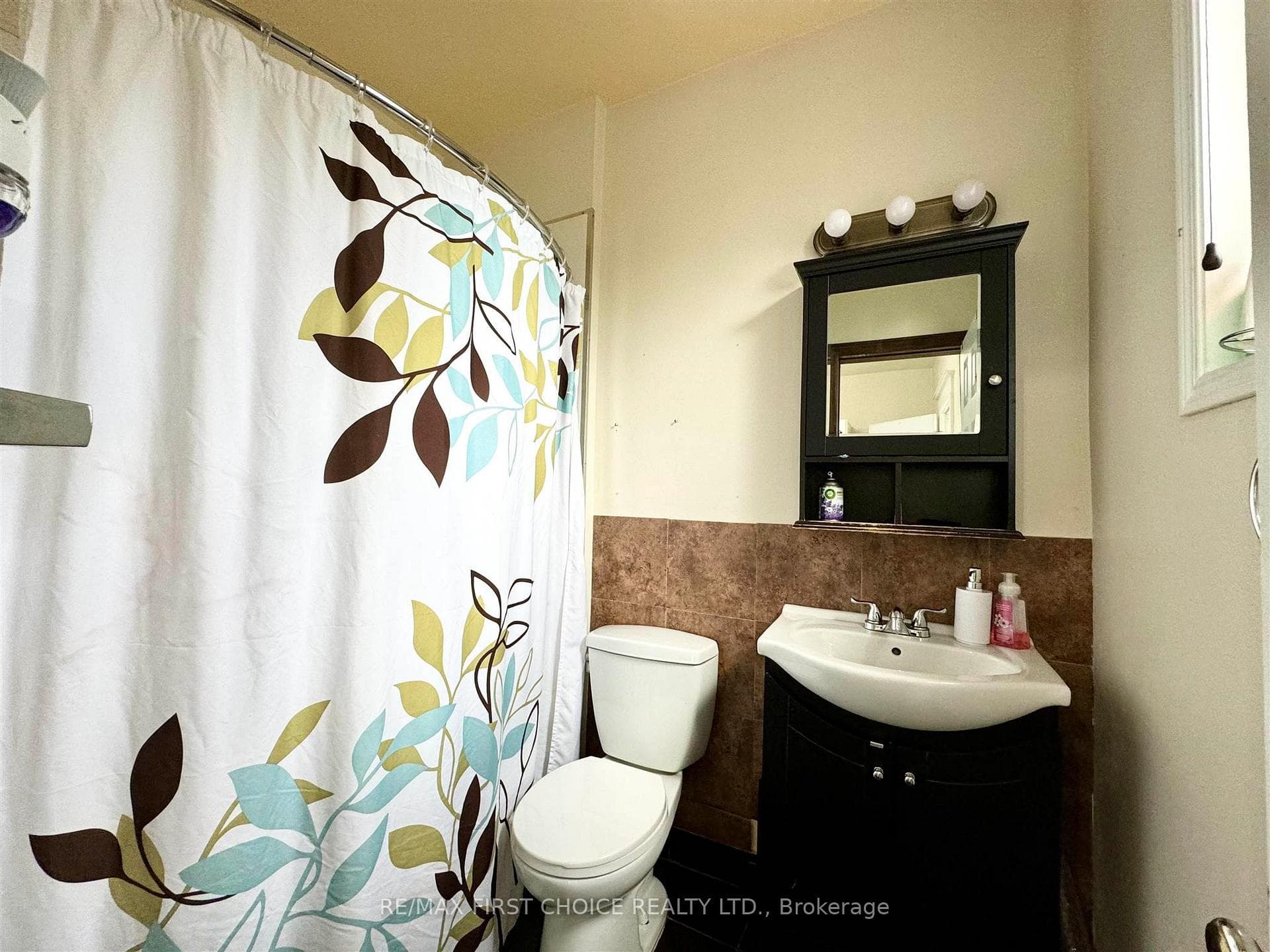 264 Amelia Street photo 14