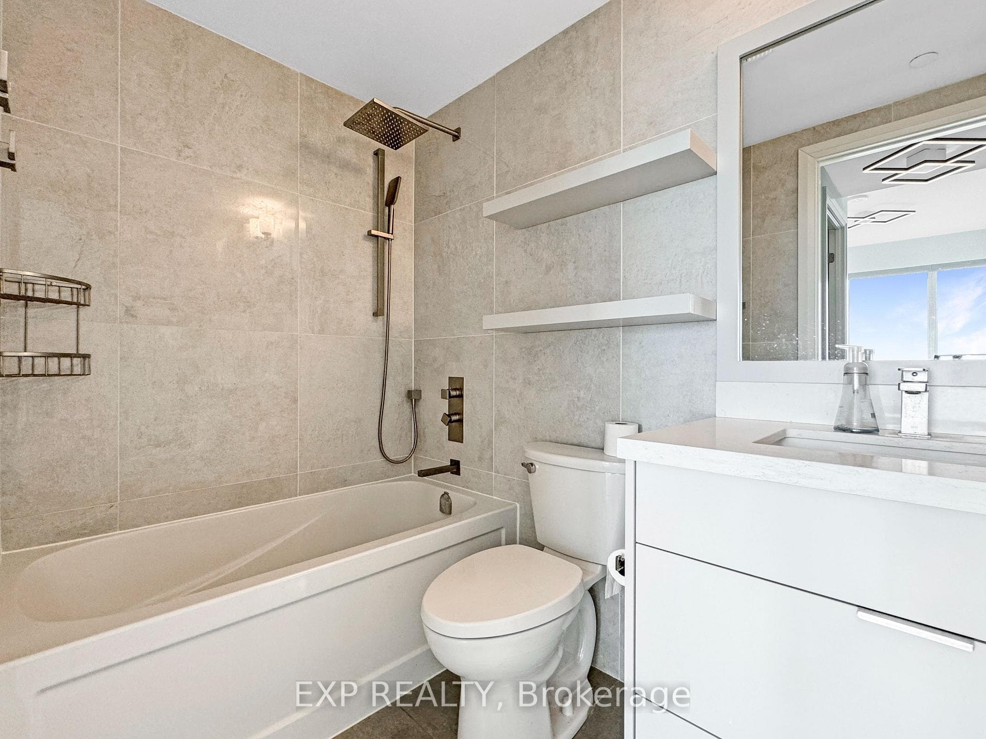 2200 Lakeshore Boulevard Unit 3210 photo 18