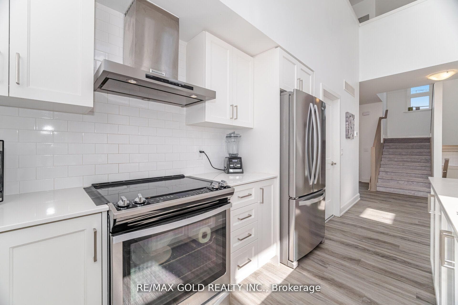 110 Fergus Avenue Unit 1 photo 12
